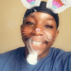 Meet your Posher, Javon